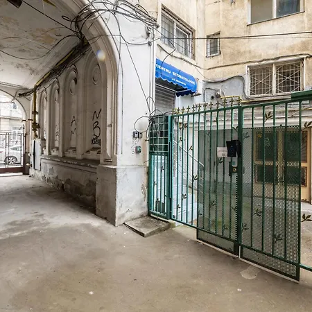 Cismigiu With Balcony & View *