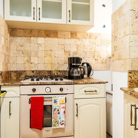 Cismigiu With Balcony & View דירה בוקרשט