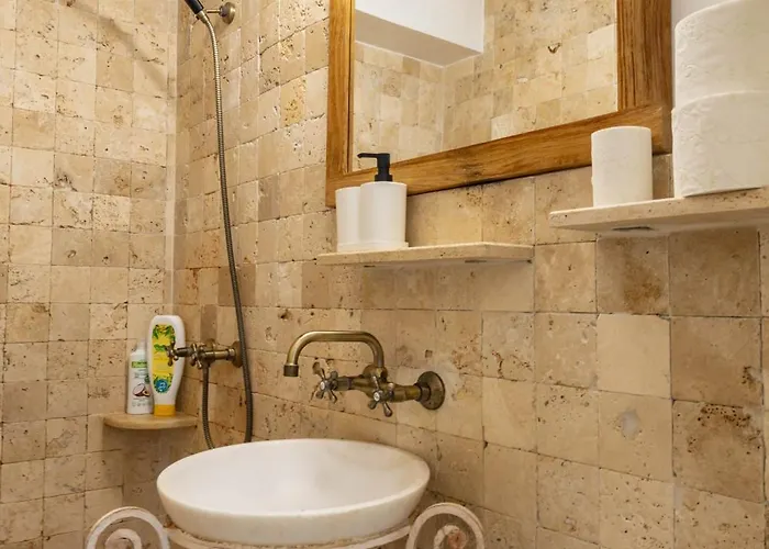 Apartment Cismigiu With Balcony & View