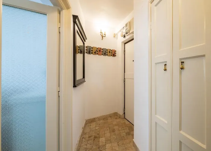 Apartamento Cismigiu With Balcony & View Bucarest