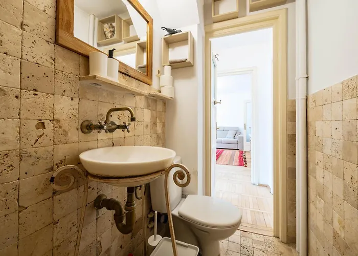 Cismigiu With Balcony & View Apartamento Bucarest