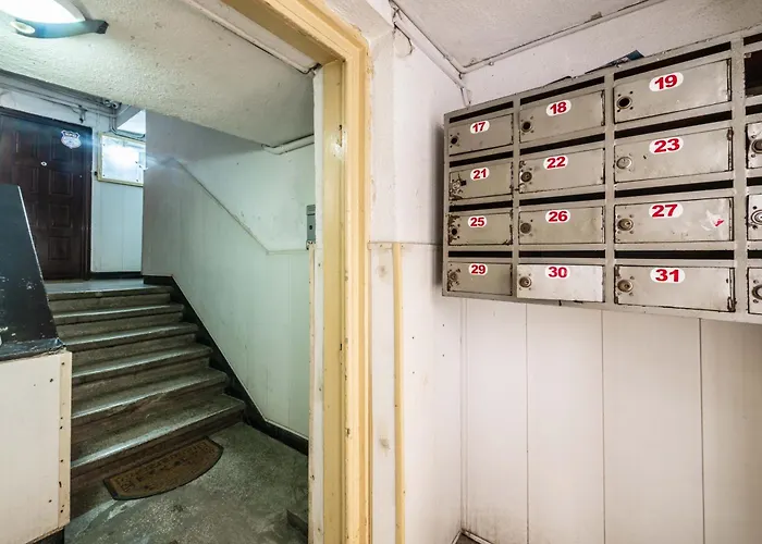 Cismigiu With Balcony & View *