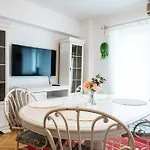 Apartment Cismigiu With Balcony & View
