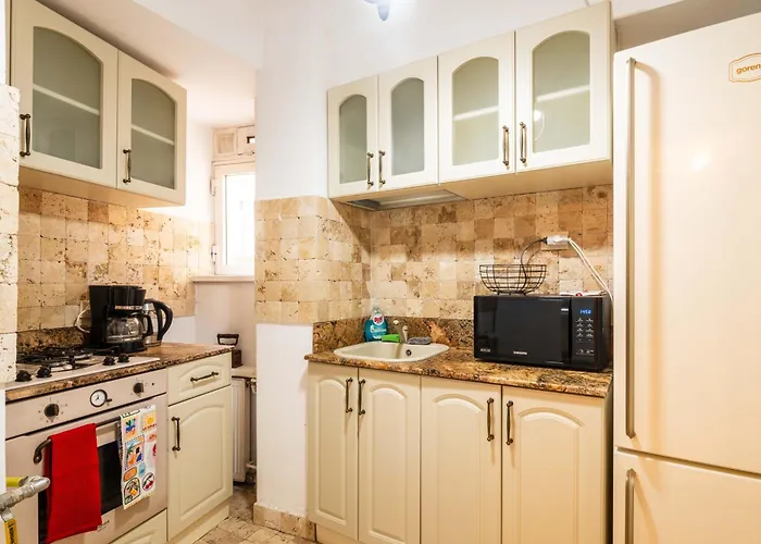 Cismigiu With Balcony & View بوخارست